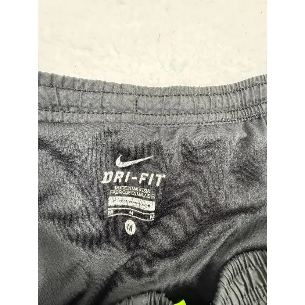 Nike DriFit Black Elastic Waistband Mesh Panels‎ Athletic Shorts Medium
